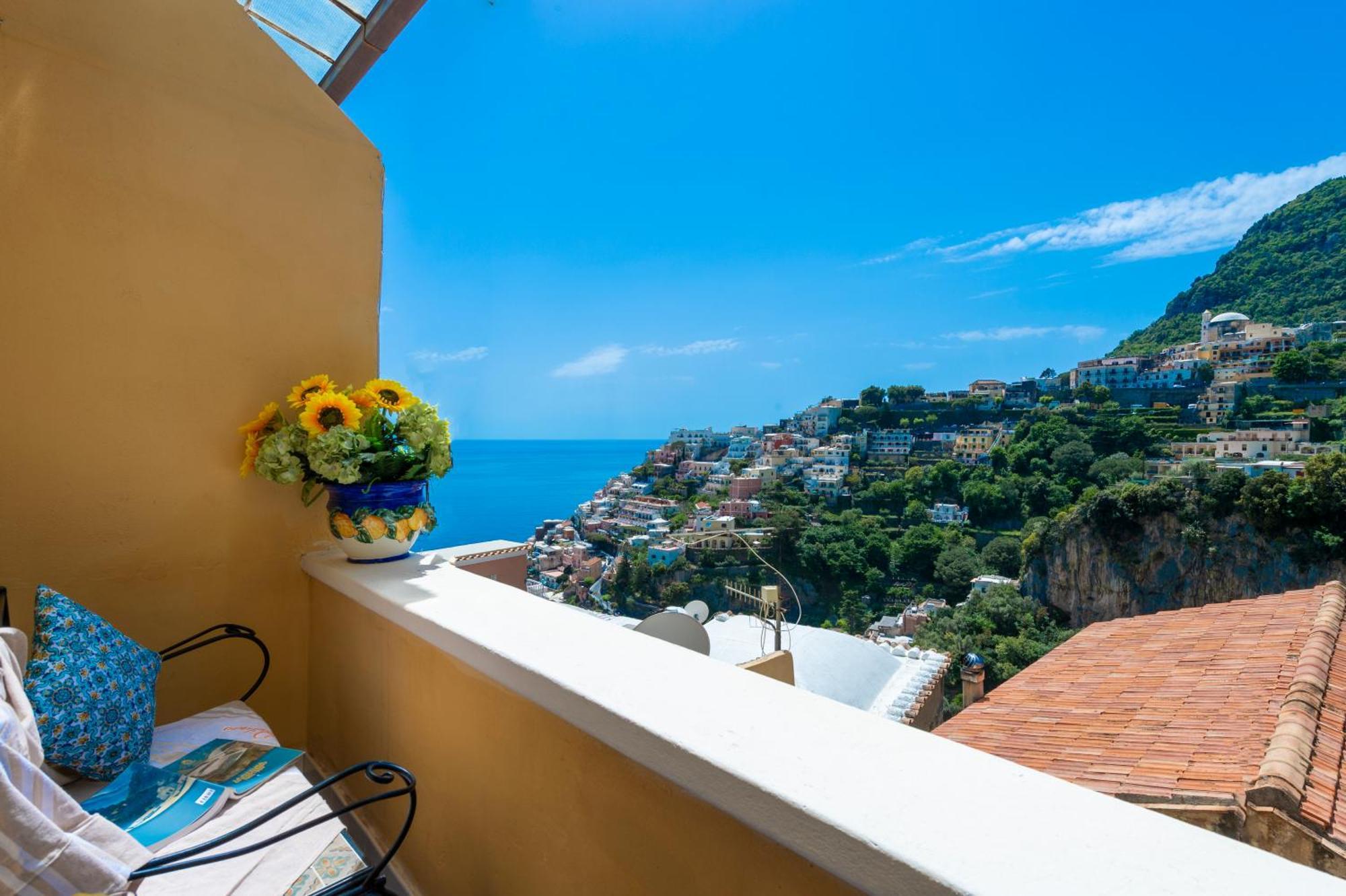 Amore Rentals - Casa Barbera A Позитано Экстерьер фото